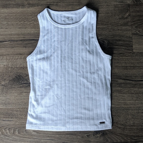 Hollister Tops - Hollister slim tank